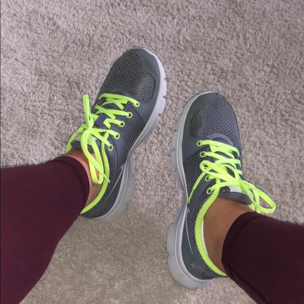 nike running shoes